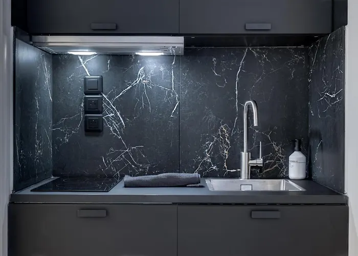 La - Affaire & Detente A * Toulouse