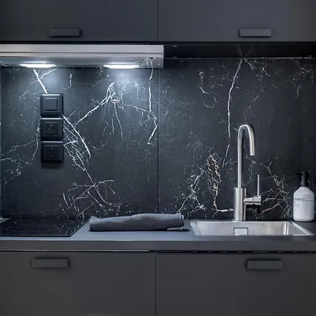 La - Affaire & Detente A * Toulouse