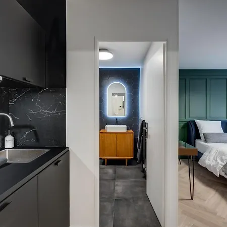 La - Affaire & Detente A *